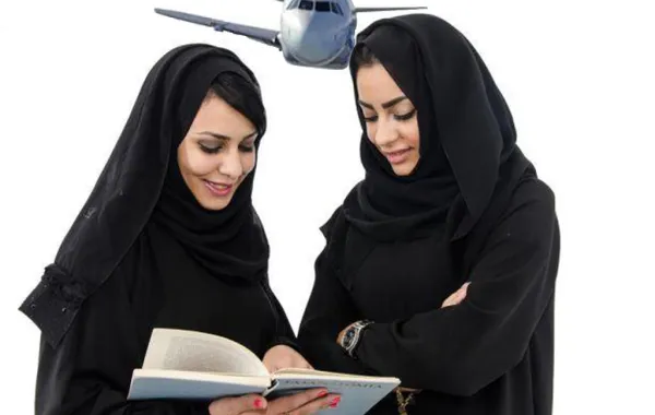 معلمات حائل يتوجَّهن يومياً إلى مدارسهن بالطائرات