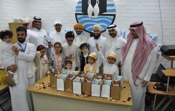الزمزمي الصغير يواصل ترحيبه بضيوف الرحمن