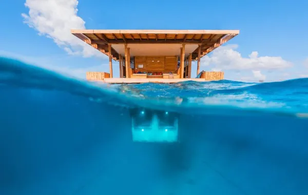 معالم غارقة تحت الماء