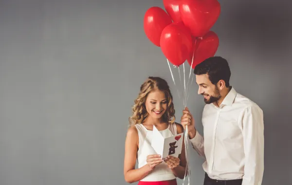 كيف تحكم المرأة بأن هذا الرجل يستحق الثقة؟