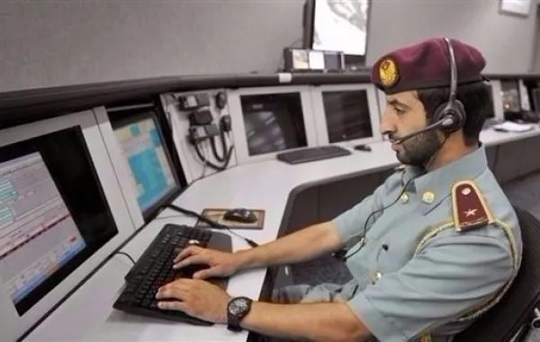 300 ألف درهم إماراتي مع الحبس لمن يتصل عبثاً بالطوارئ