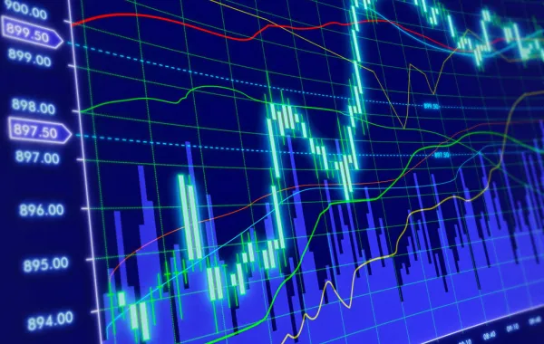 «السوق المالية» تحيل المتورطين في نشاط «الفوركس» إلى النيابة العامة