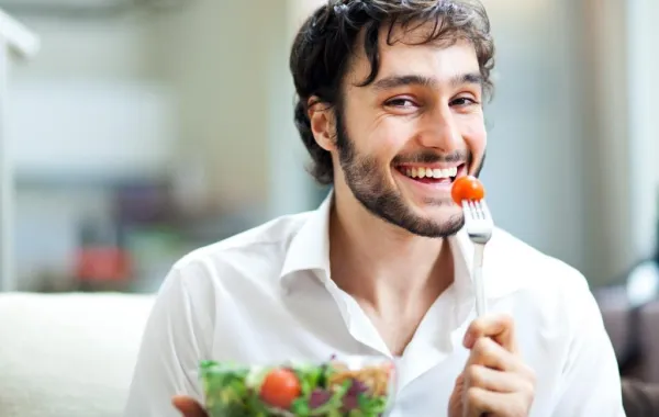 النساء تنجذب للرجل المحب للفاكهة والخضراوات