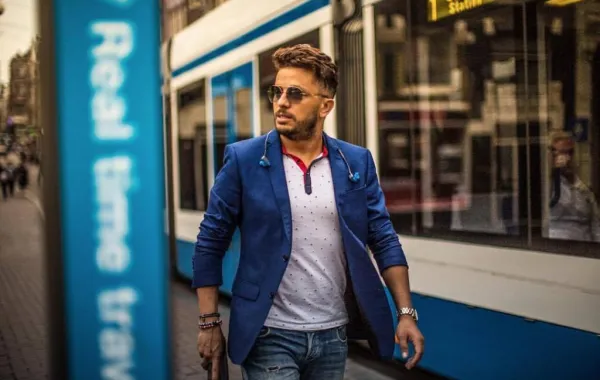 حاتم عمور: سميرة سعيد وسعد لمجرد ليسا عالميين