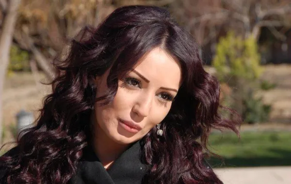بالصور .. هل عادت دينا هارون لزوجها؟