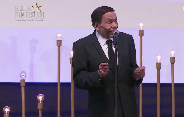 بالصور: تهنئة خاصة جدّاً من أحمد حلمي للزعيم عادل إمام
