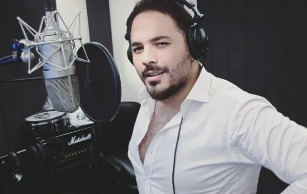رامي عيّاش يرقص على الموسيقى المغربية.. ويرفض "النقوط" بلباقة