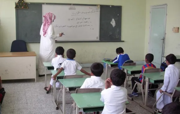 "التعليم" تحصر موظفيها الستينيين لإحالتهم إلى التقاعد