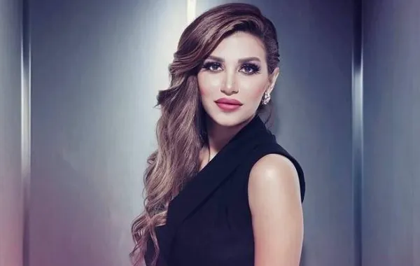الفنانة سارة نخلة تطعن مقدّمًا في صحة اختيار ملكة جمال مصر وتعلن انسحابها