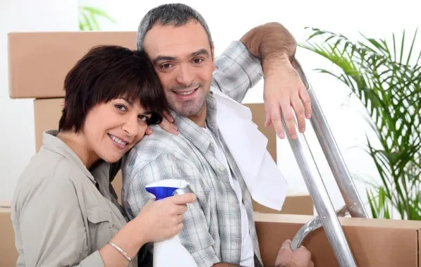 ساعد زوجتك في الأعمال المنزلية لتصبح سعيداً جداً
