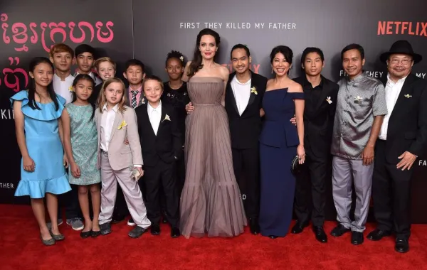 بالفيديو: أنجلينا جولي تنافس على أوسكار "افضل فيلم أجنبي" ممثّلًا كمبوديا