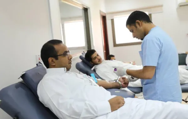مجمع الملك عبدالله ينفذ حملة للتبرع بالدم