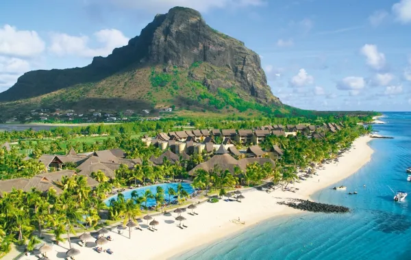 برامج للمراهقين في فنادق ومنتجعات "بيتشكومبر"