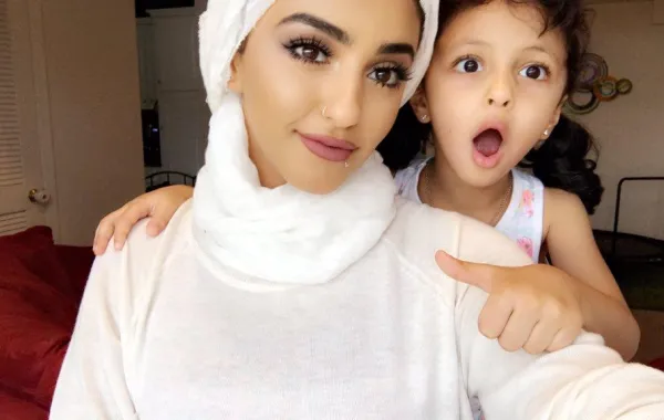 سعوديون في "تويتر" يهاجمون ملاك الحسيني لعرضها خادمة كجائزة