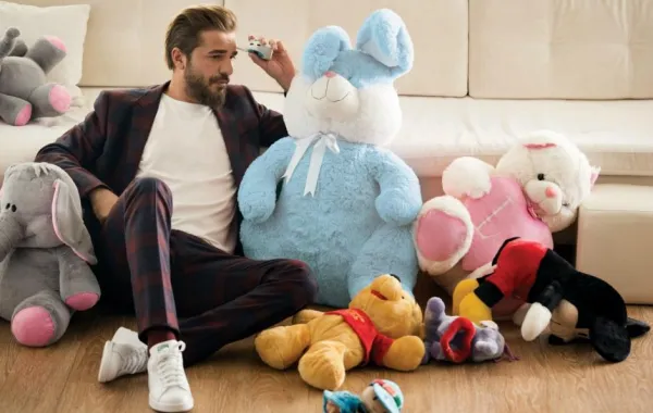  أنجين ألتان الشهير بأرطغرل: الأبوة جعلت حياتي أكثر تشويقاً