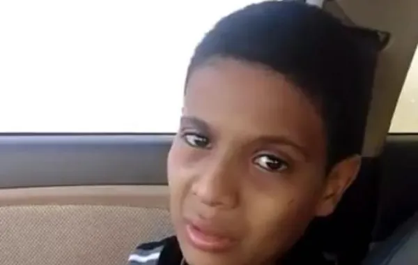 "الطفل المعنف" لديه مشكلات سلوكية ووالده ليس مريضاً نفسياً