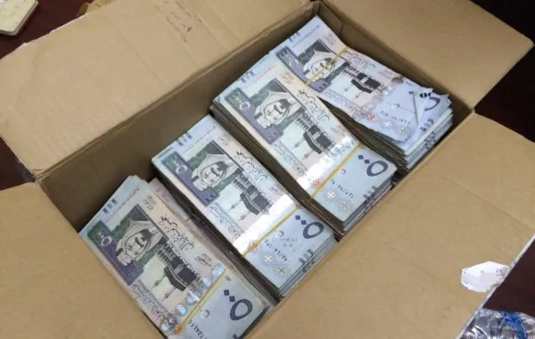 عشريني "أنيق" يخدع رجال أعمال في جدة ويجمع 140 مليون ريال
