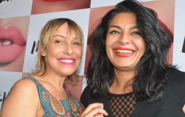 علامة أفون Avon تطرح مجموعة أحمر شفاه لكل الإطلالات