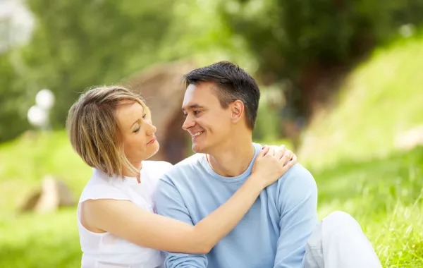 للرجل.. 4 عناصر تثير مشاعر المرأة من الطبيعة