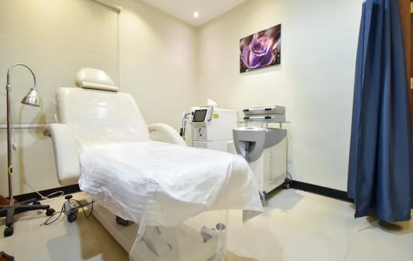 رصد أجهزة غير مرخصة في مراكز "التجميل" السعودية