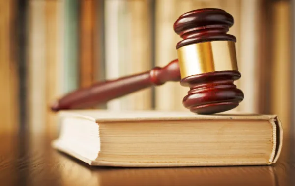محكمة تلزم أباً بنفقة تبلغ نصف مليون ريال