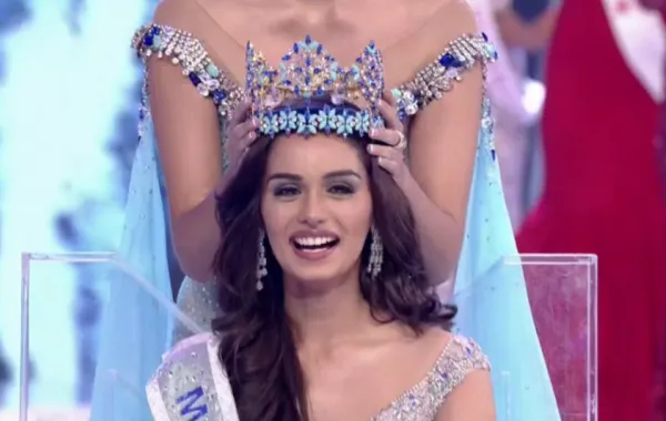 الهندية Manushi Chhillar ملكة جمال العالم لعام 2017