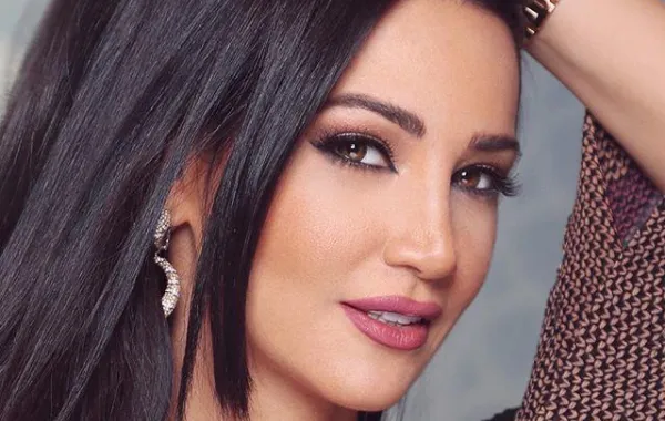صور  صوفي إبنة ديانا حداد تثير الجدل مجدداً