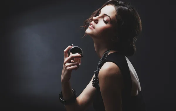 أفضل 7 أنواع من عطور المشاهير