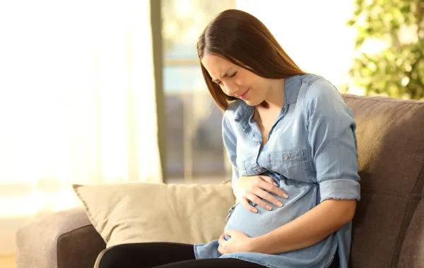 علاج انتفاخ البطن بعد الولادة القيصرية