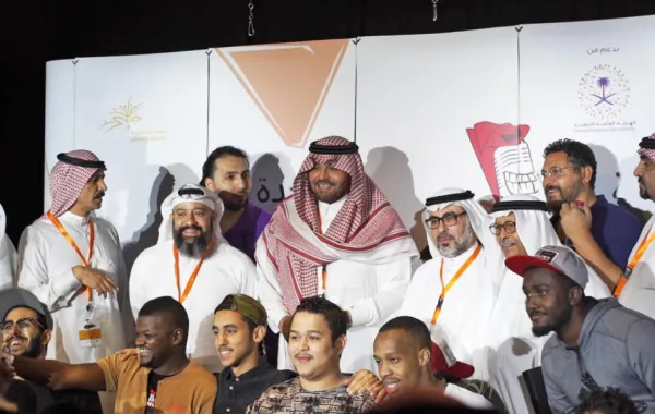 "وقفات كوميدية" ينطلق على مسرح "الملك فهد الثقافي" بالرياض