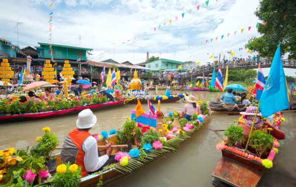 السفر إلى تايلاند ومتعة التسوق في "البيت المفتوح"