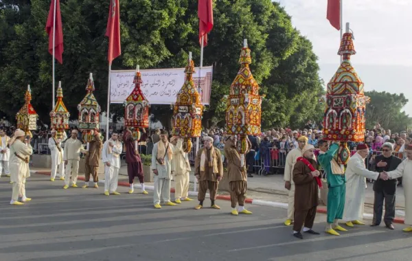 موكب للشموع  في المغرب للاحتفاء بالمولد النبوي