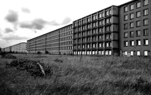 "برورا".. أكبر فندق في العالم لم يسكنه أحد منذ 80 عاماً