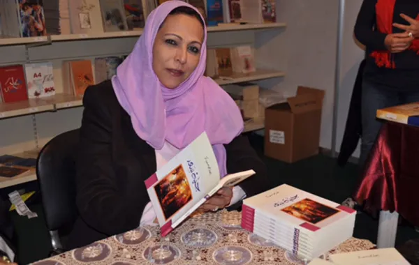 الأديبة إلهام بكر تستعد لتدشين روايتها "أحلام خادعة"