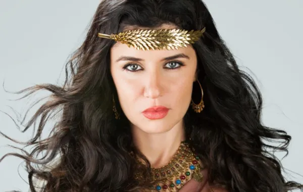 تفاصيل مشاجرة غادة عادل ومجدي الهواري أمام العاملين في برنامجها