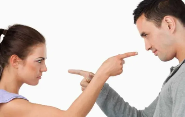 من الأكثر حساسية.. الرجال أم النساء؟