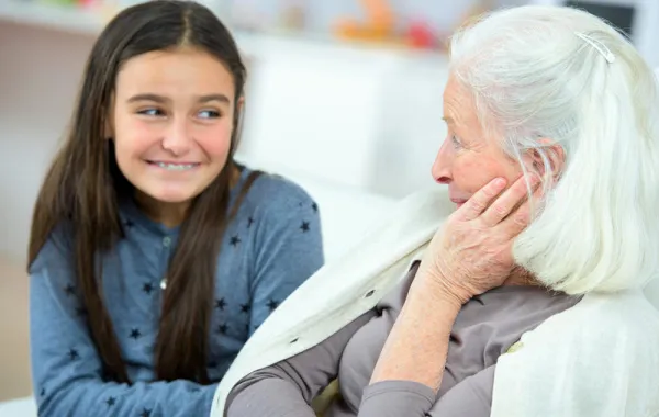 حماتي تتدخل في تربية أطفالي .. ماذا أفعل؟