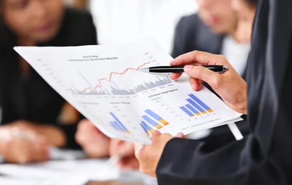 نائب أمير منطقة مكة المكرمة يرعى منتدى الإدارة والأعمال التاسع