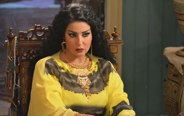 بالصور: سمية الخشاب ترد على إهانة ريم البارودي ب"قلب أسود"