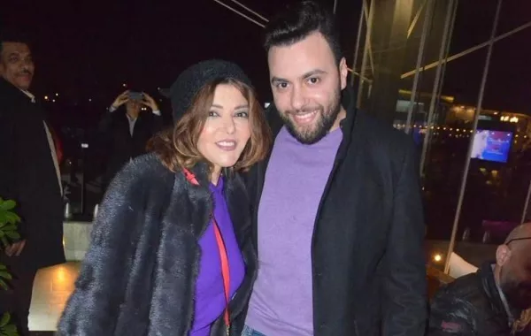 سميرة سعيد بإطلالة عشرينية في هذا الحفل