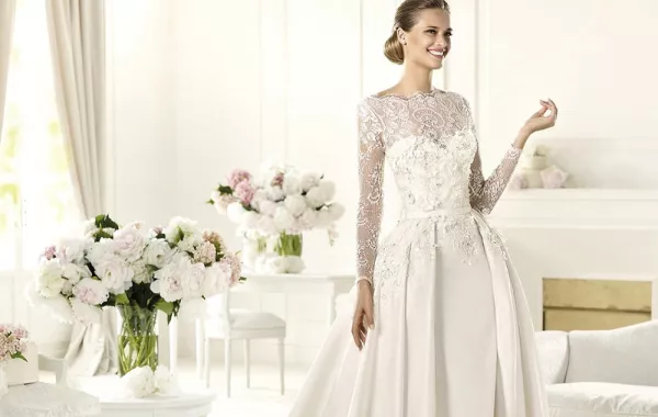 أكمام الدانتيل سحر فساتين الزفاف