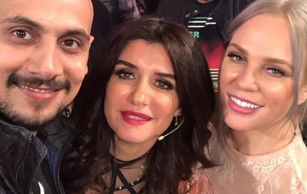بالفيديو: غادة عادل تحتفل بعيد ميلادها مع تامر حبيب وشيرين رضا