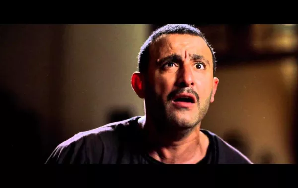 تفاصيل ظهور أحمد السقا وكريم عبد العزيز في مسلسل عادل إمام