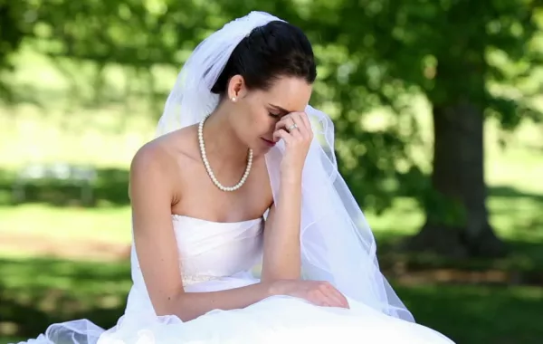بأمر القانون منع زواج عروسين لعدم وجود حبٍّ بينهما