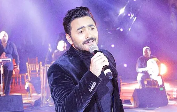 بالصور: تامر حسني يوجه الشكر لجمهور أبو ظبي بعد احتفال نهاية العام