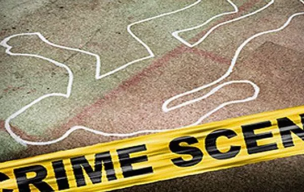 شاب "يضحي" بشقيقيه.. وأمه على رأس القائمة للضحايا القادمين