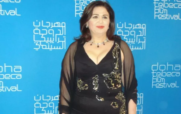 هل تنتهي صداقة ليلى علوي وإلهام شاهين بسبب عادل إمام؟!