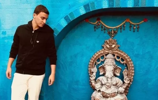 بالصور.. هكذا تحول نجل أحمد السقا إلى نسخة من والده