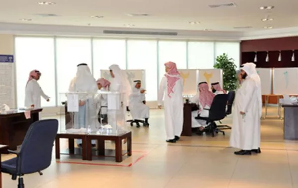 مطالبات للقطاع الخاص عبر «تويتر» بالتفاعل مع الأوامر الملكية
