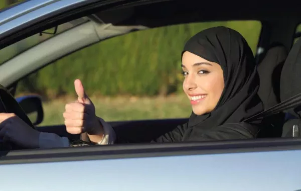 أول معرض لـ "سيارات النساء" في جدة